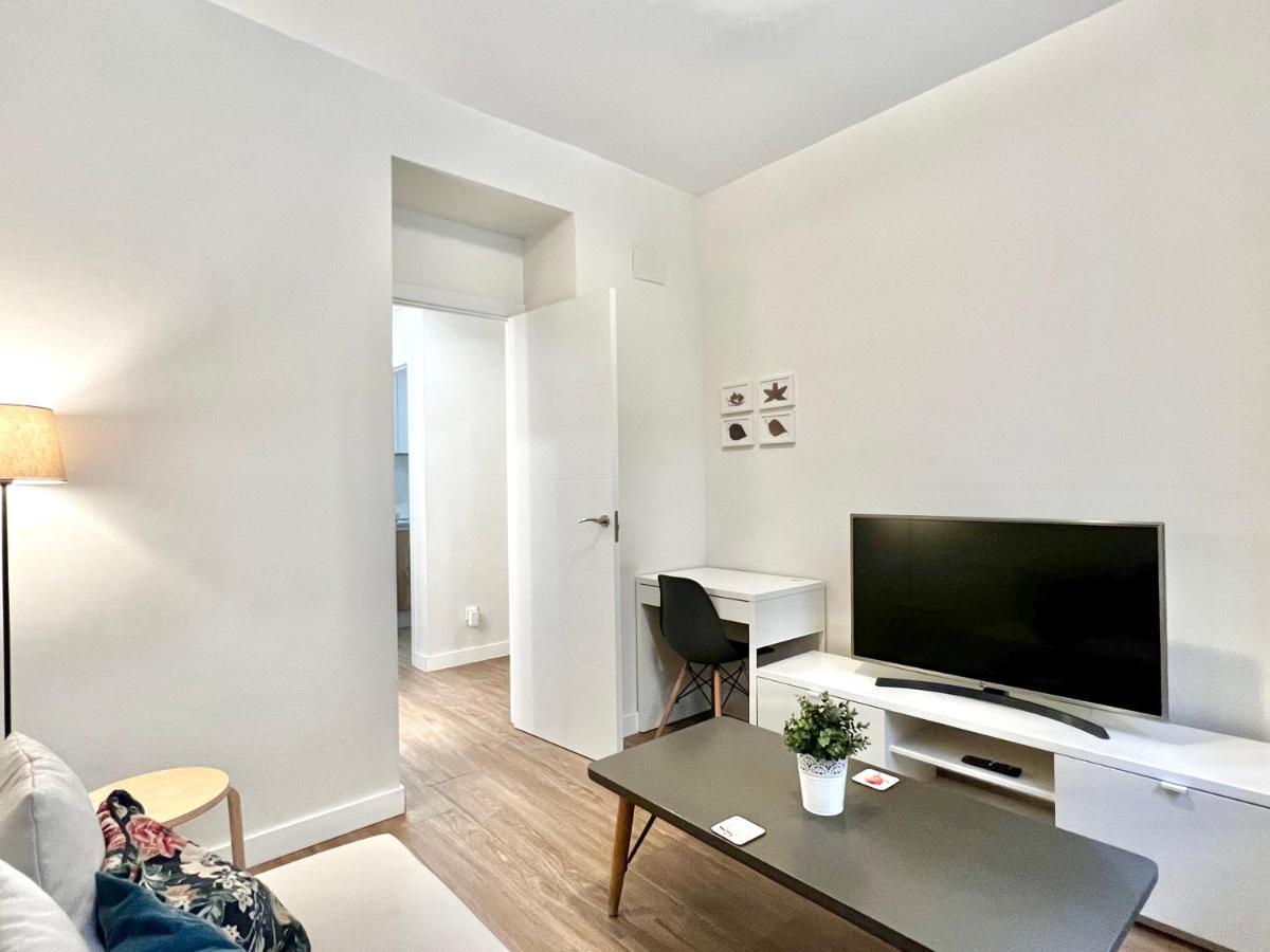 Apartamentos Moncloa มาดริด ภายนอก รูปภาพ
